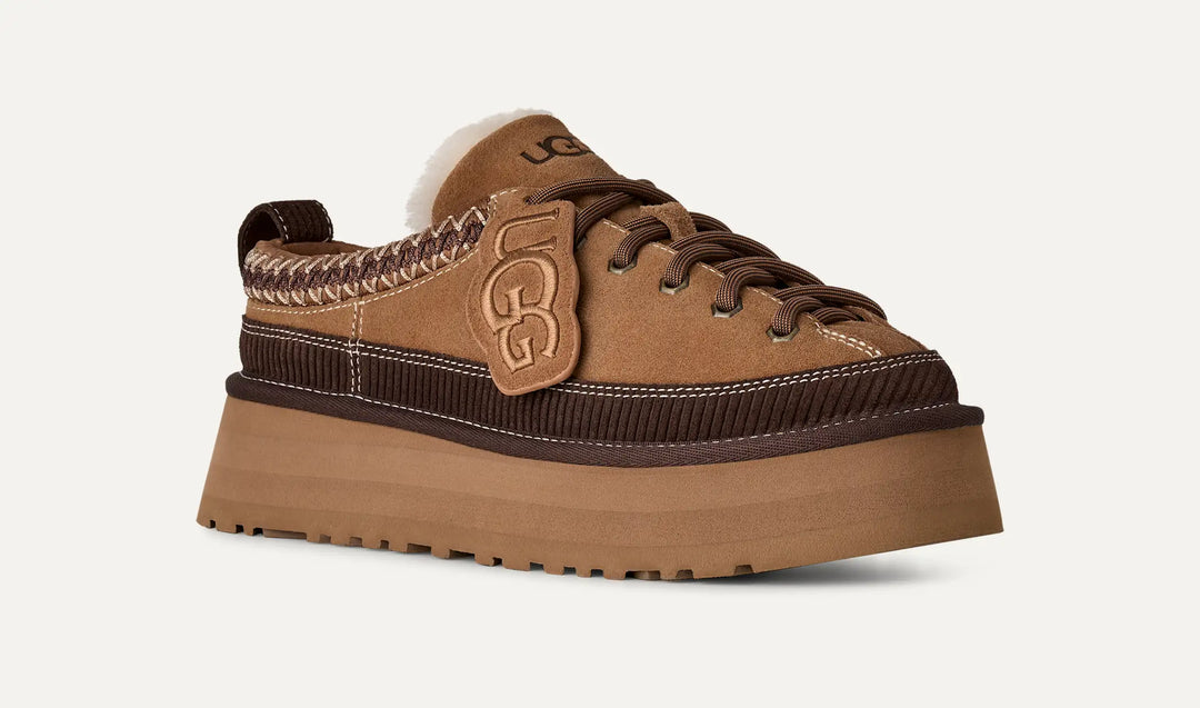 UGG Heritage Lace-Up Slipper