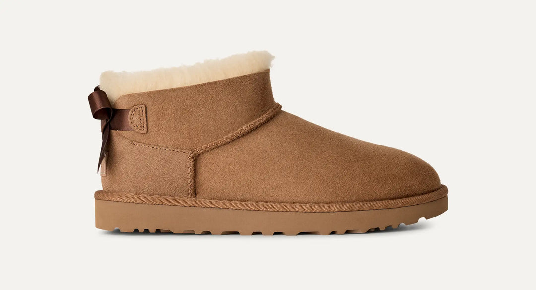 UGG Ultra Mini Bailey Bow Boot