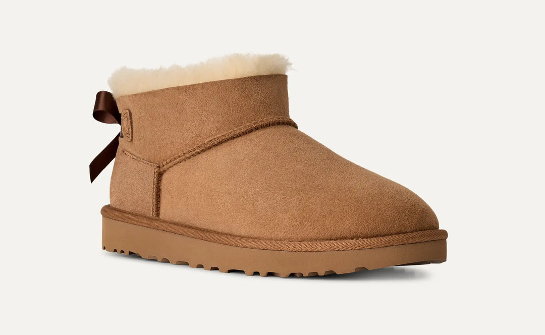 UGG Ultra Mini Bailey Bow Boot
