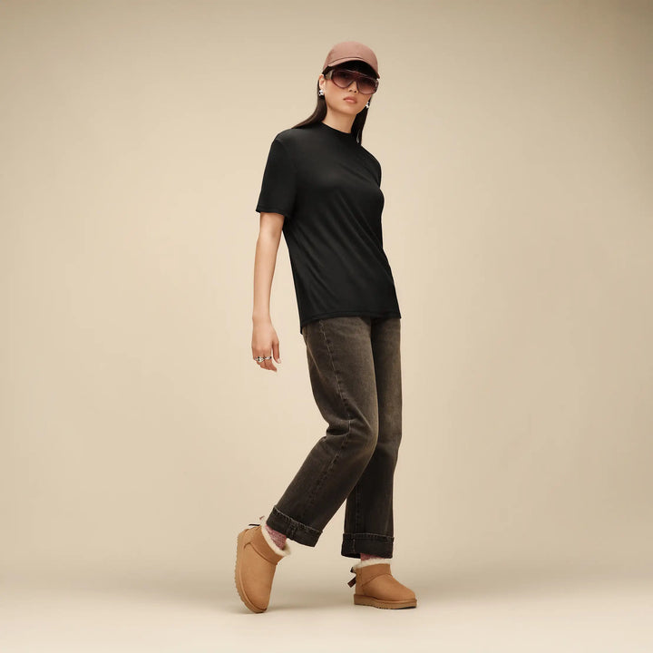 UGG Ultra Mini Bailey Bow Boot