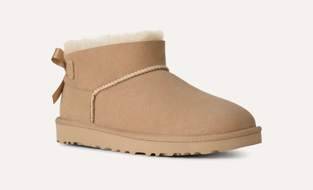 UGG Ultra Mini Bailey Bow Boot