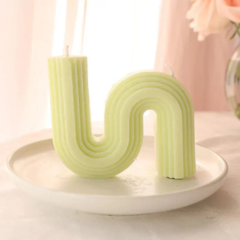 Geometric Candles S Shape Design