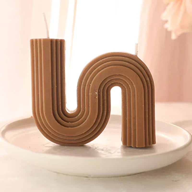 Geometric Candles S Shape Design