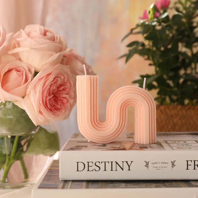 Geometric Candles S Shape Design