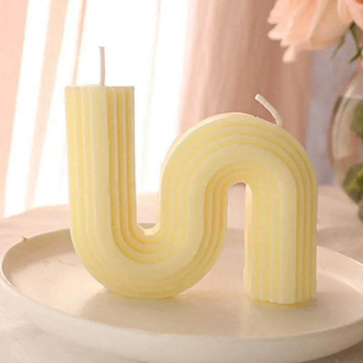 Geometric Candles S Shape Design