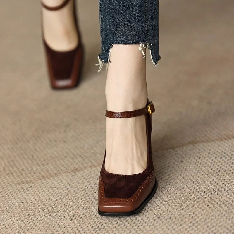 Ellie | Classic Leather Pumps