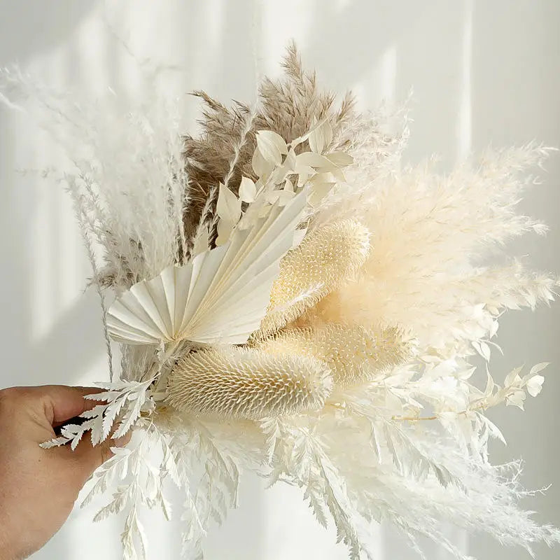 Dried Pampas & Grass Arrangement - 45PCS